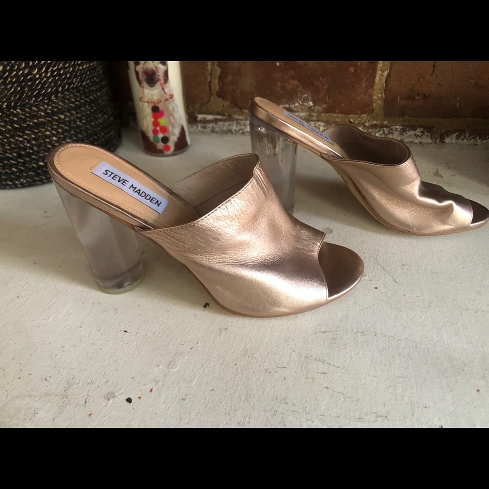 Steve Madden lucite heel/ rose gold metallic mules